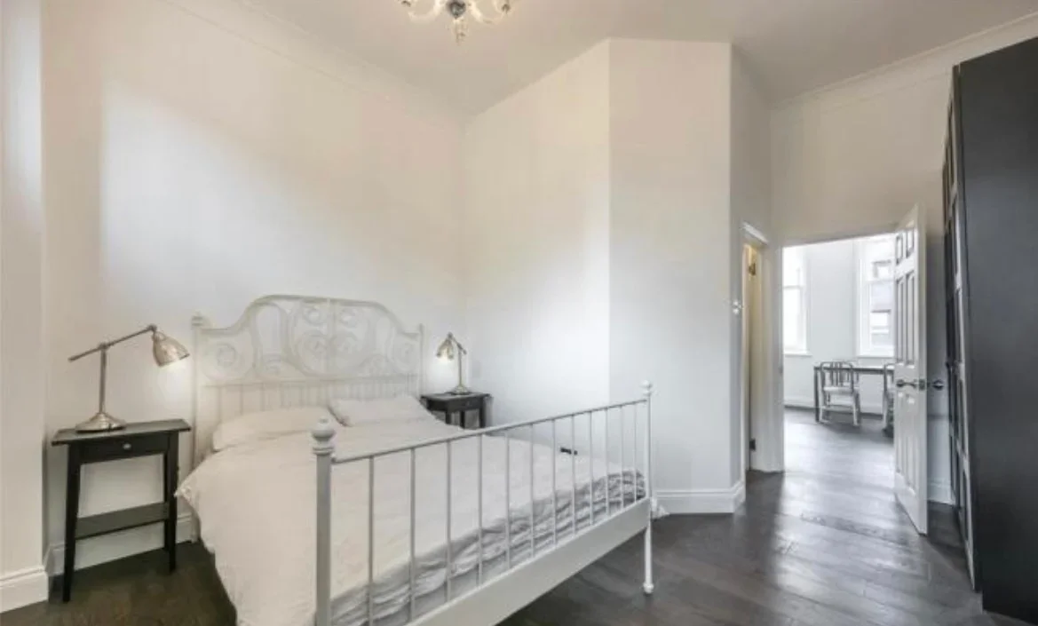 Flat Camden High Street in Greater London