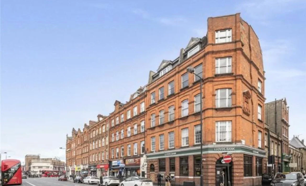 Flat Camden High Street in Greater London