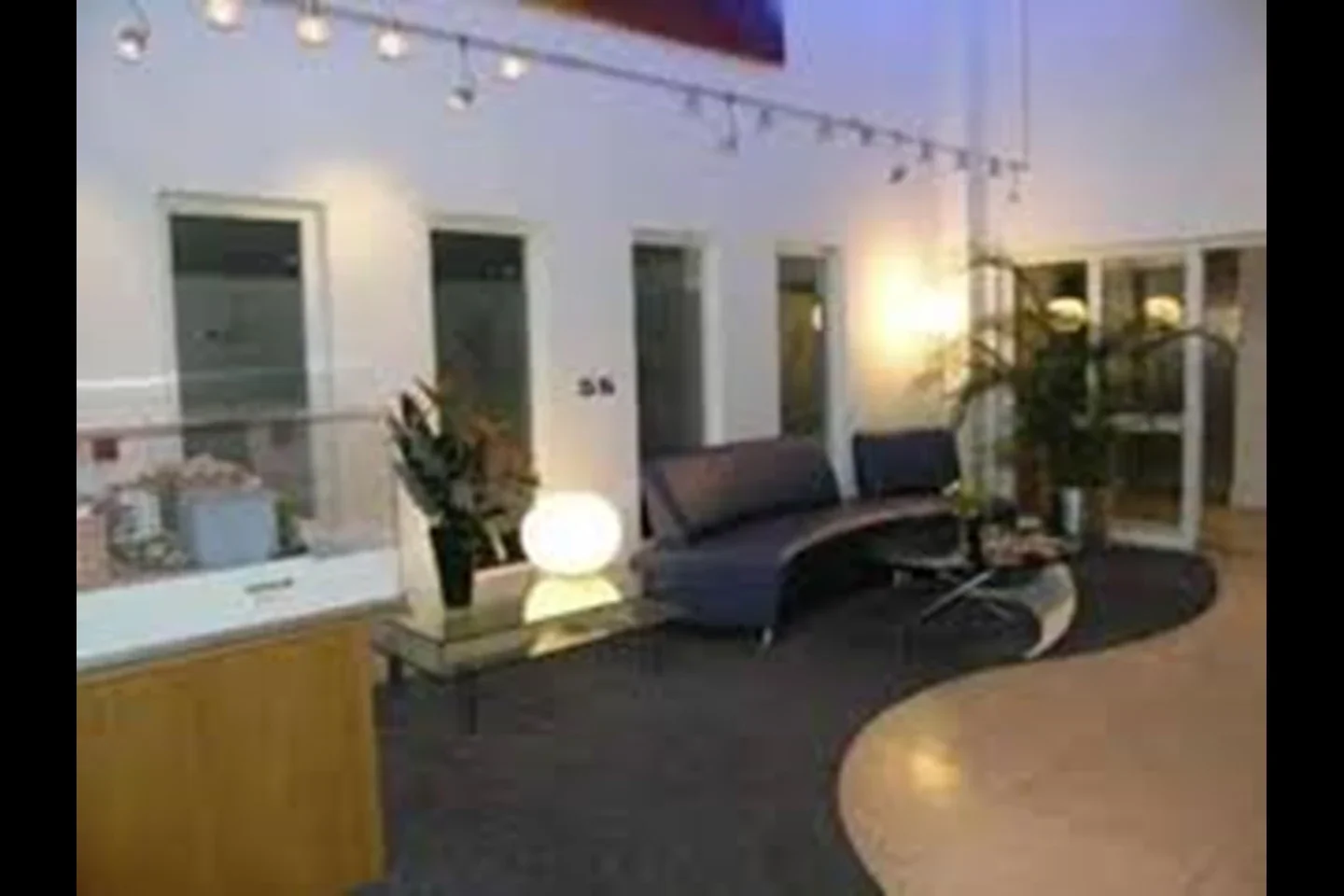 Flat Seven Kings Way in Greater London