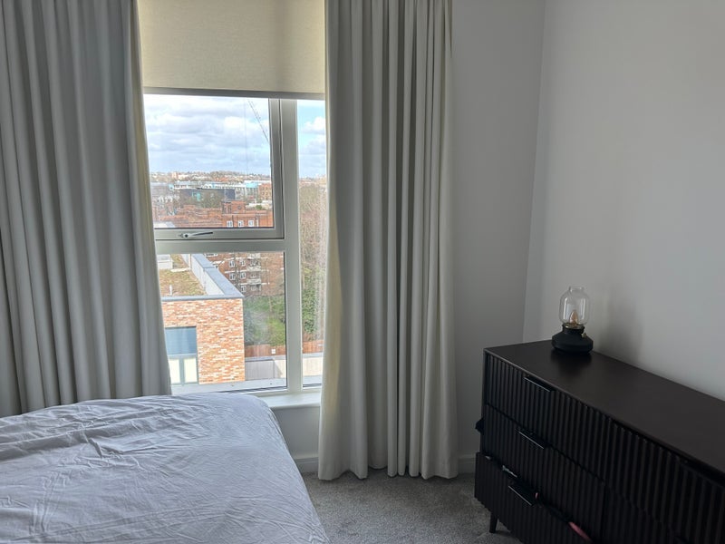 Flat Enfield Road in Greater London