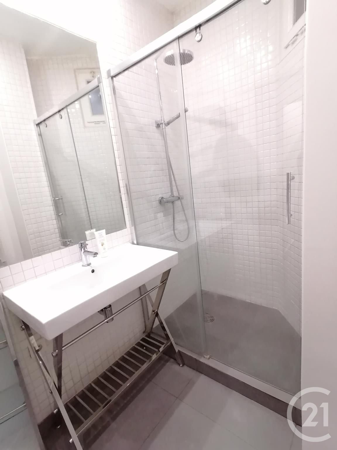 Flat Rue Vergniaud in Levallois-Perret
