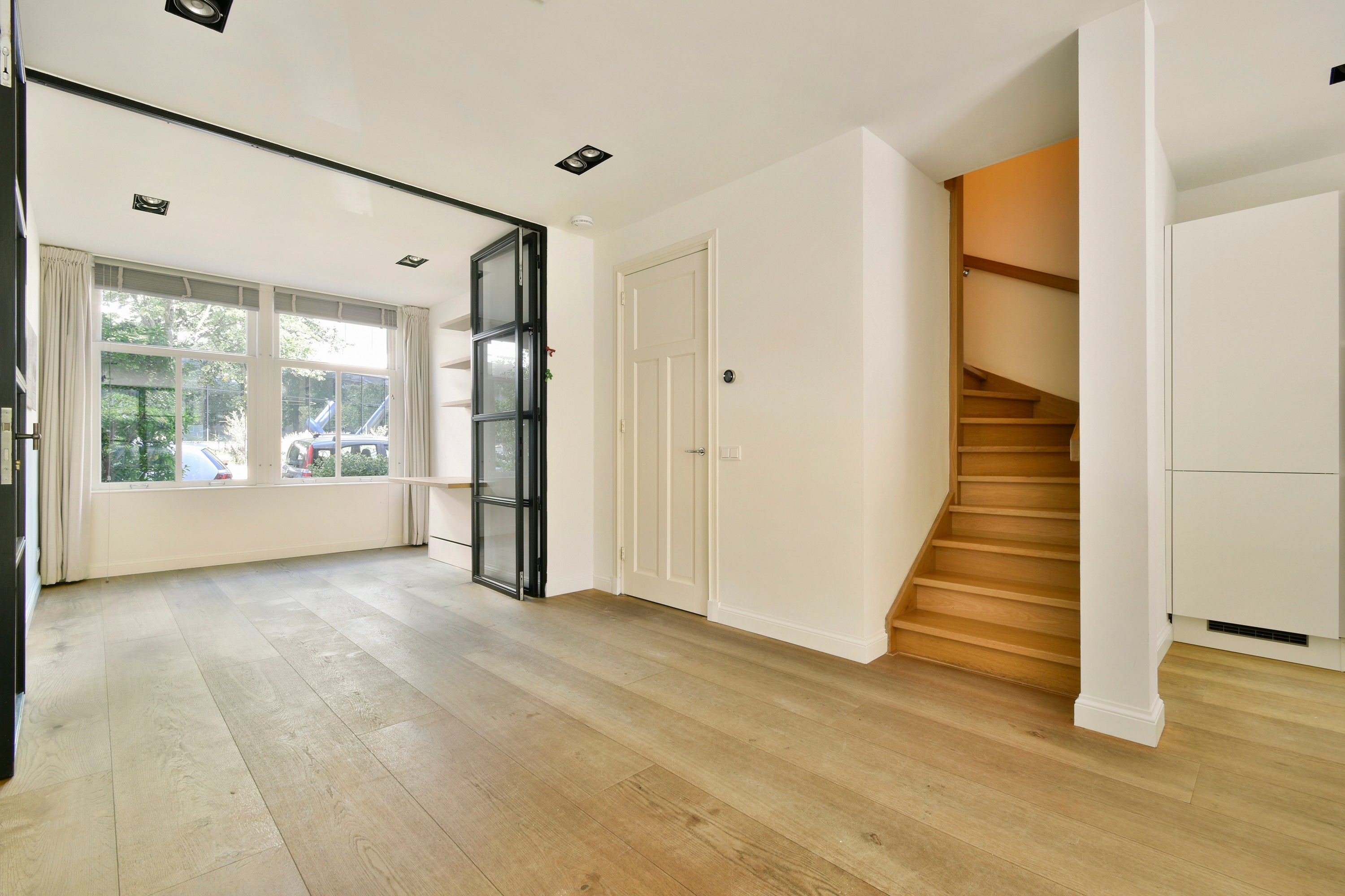 Woning te huur: Trompenburgstraat, Amsterdam