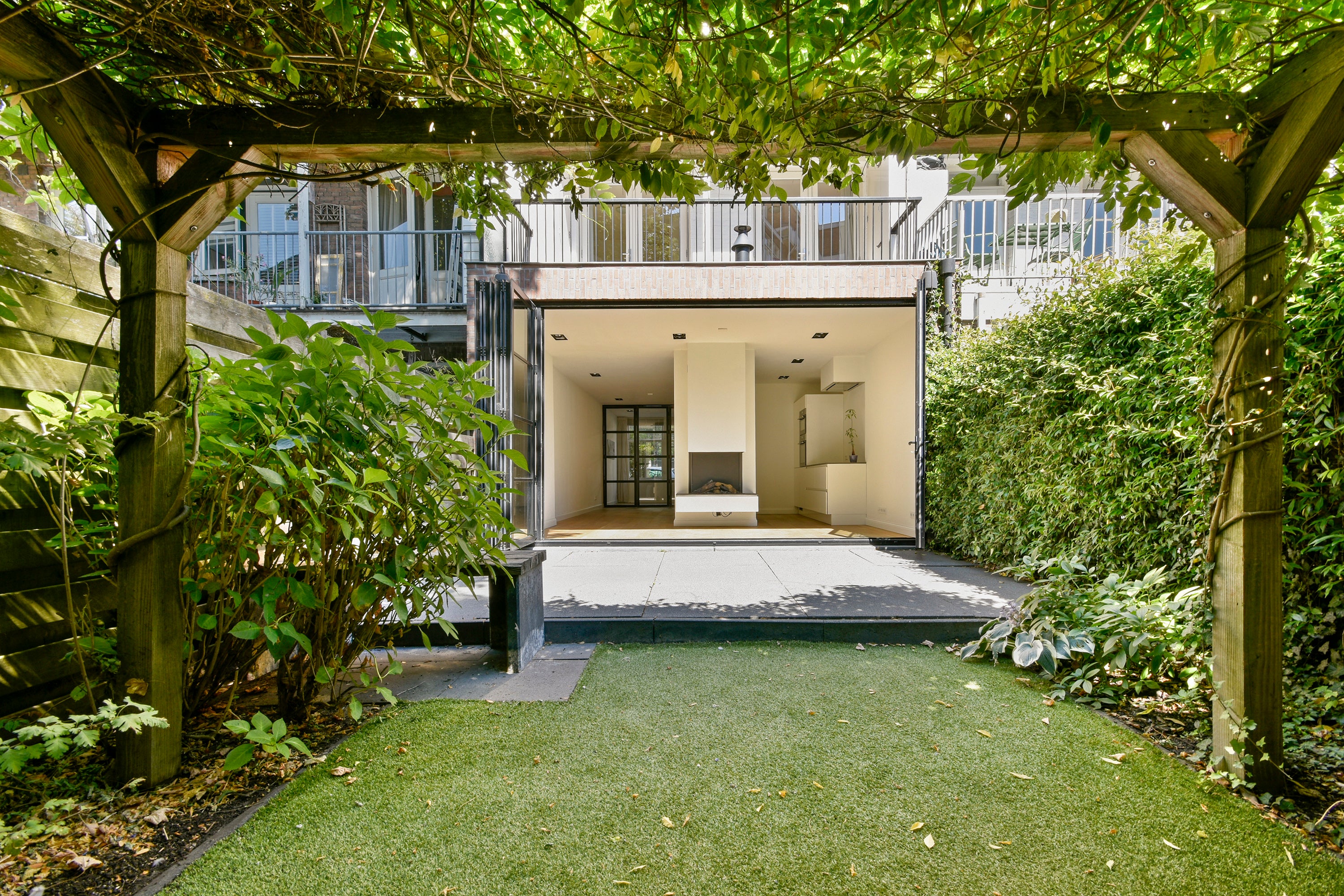 Woning te huur: Trompenburgstraat, Amsterdam
