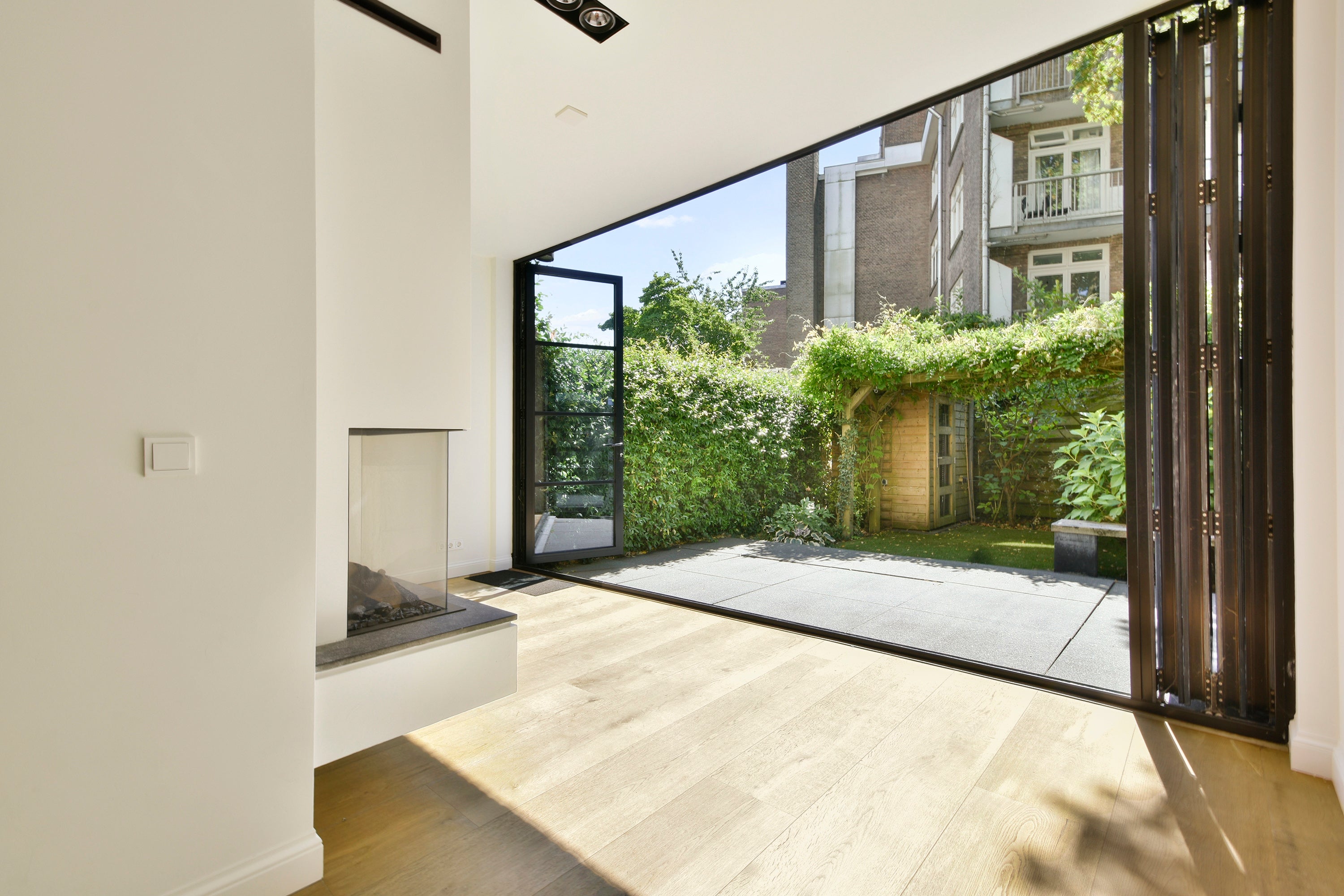 Woning te huur: Trompenburgstraat, Amsterdam