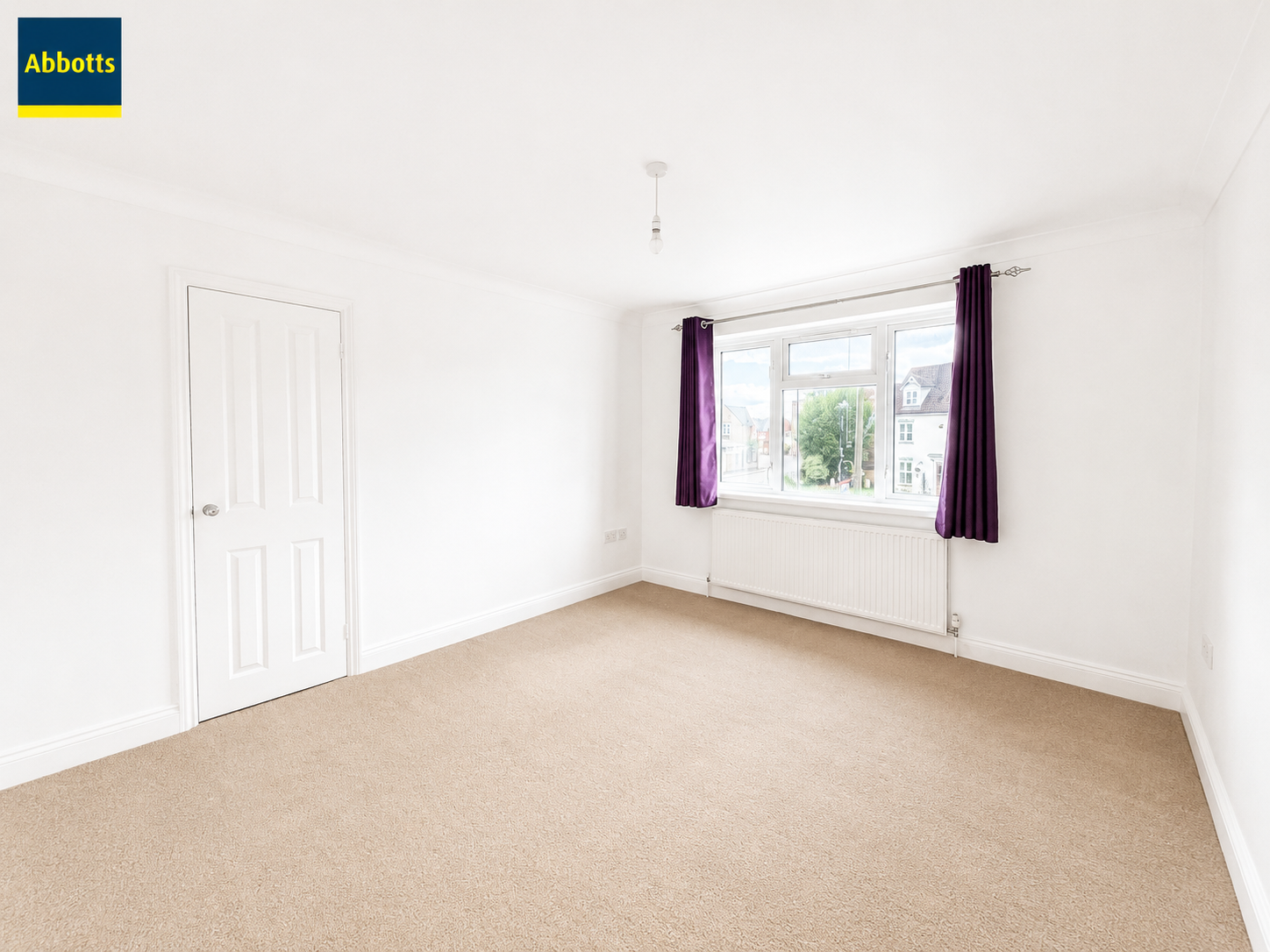 Flat Malting Villas Road in Rochford