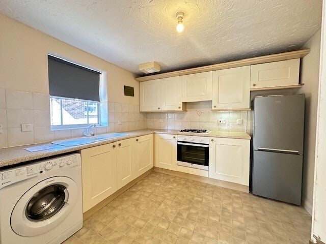 Flat Winn Road in Southampton