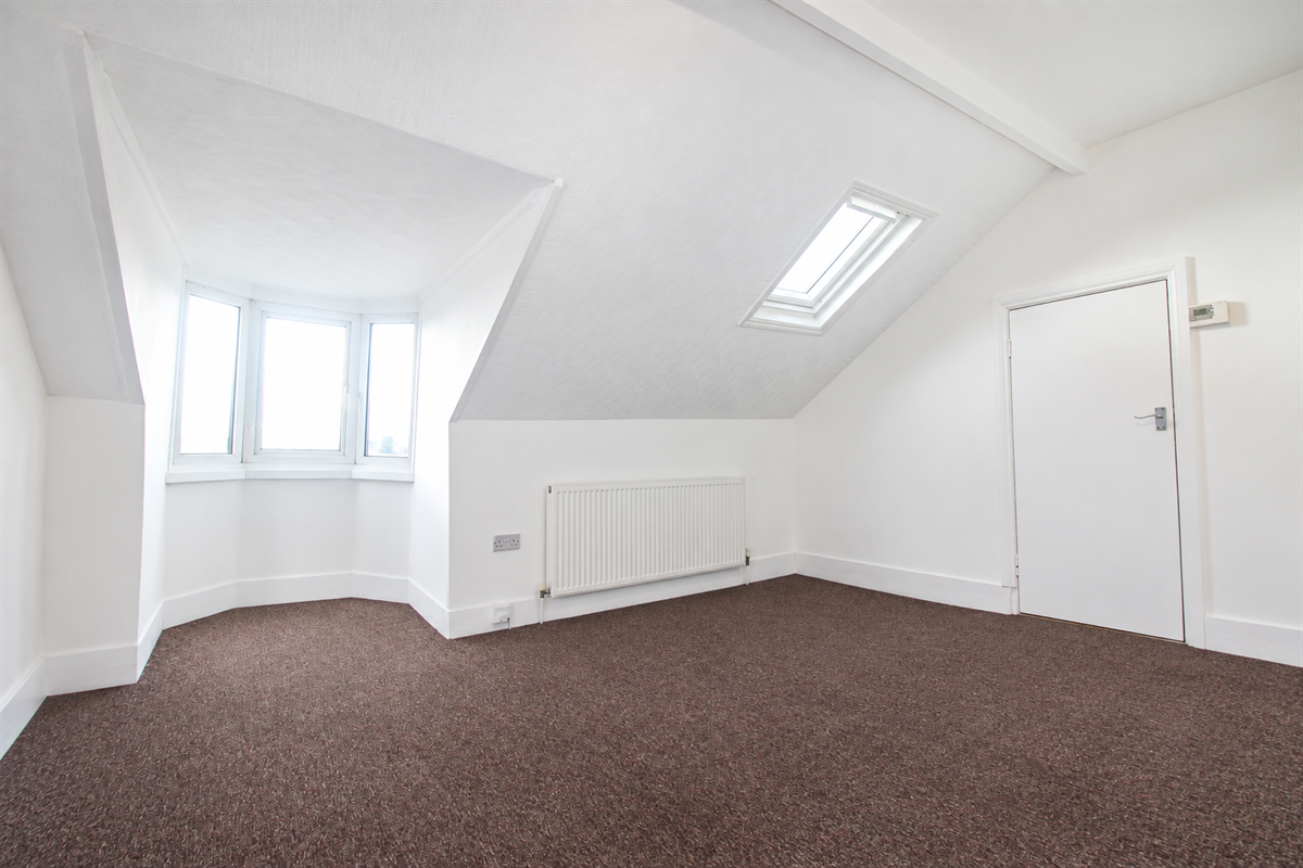 Flat Ashburnham Road in Bedford
