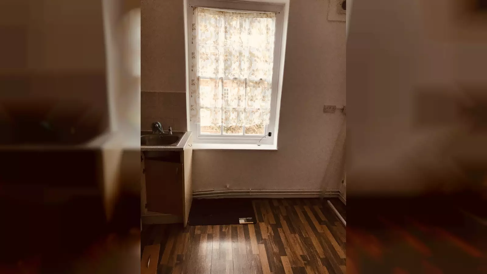 Flat Penfold Street in City of Westminster
