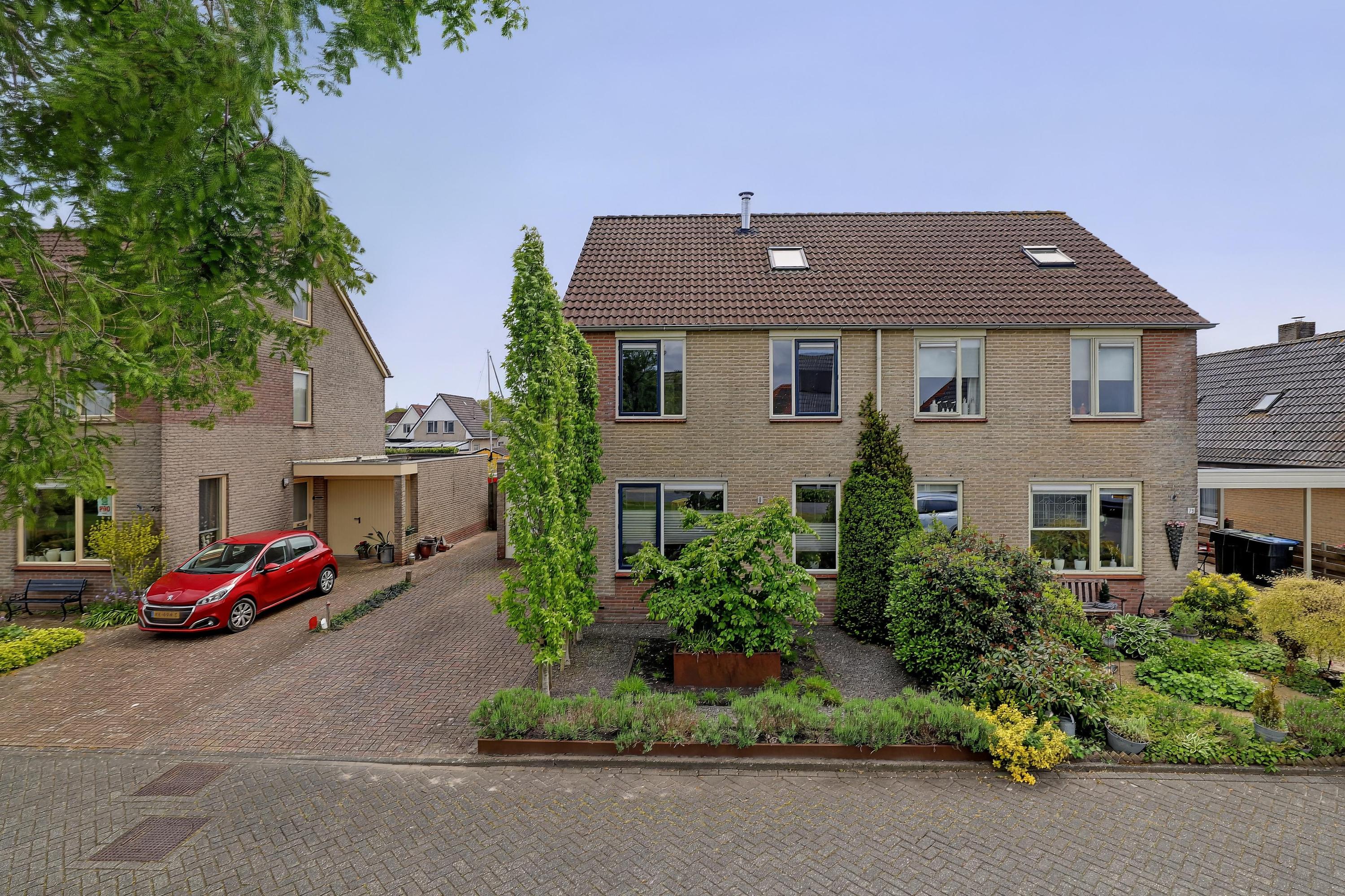 Huis Steenloper 77 in Lemmer