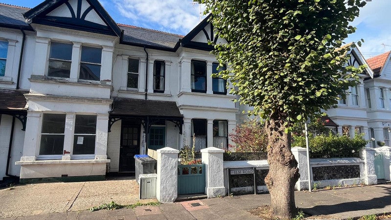 Flat Elm Road in Worthing