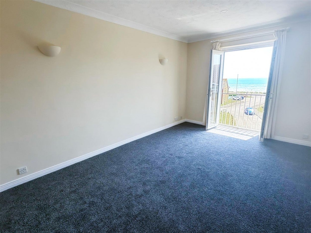 Flat The Gilberts in Arun