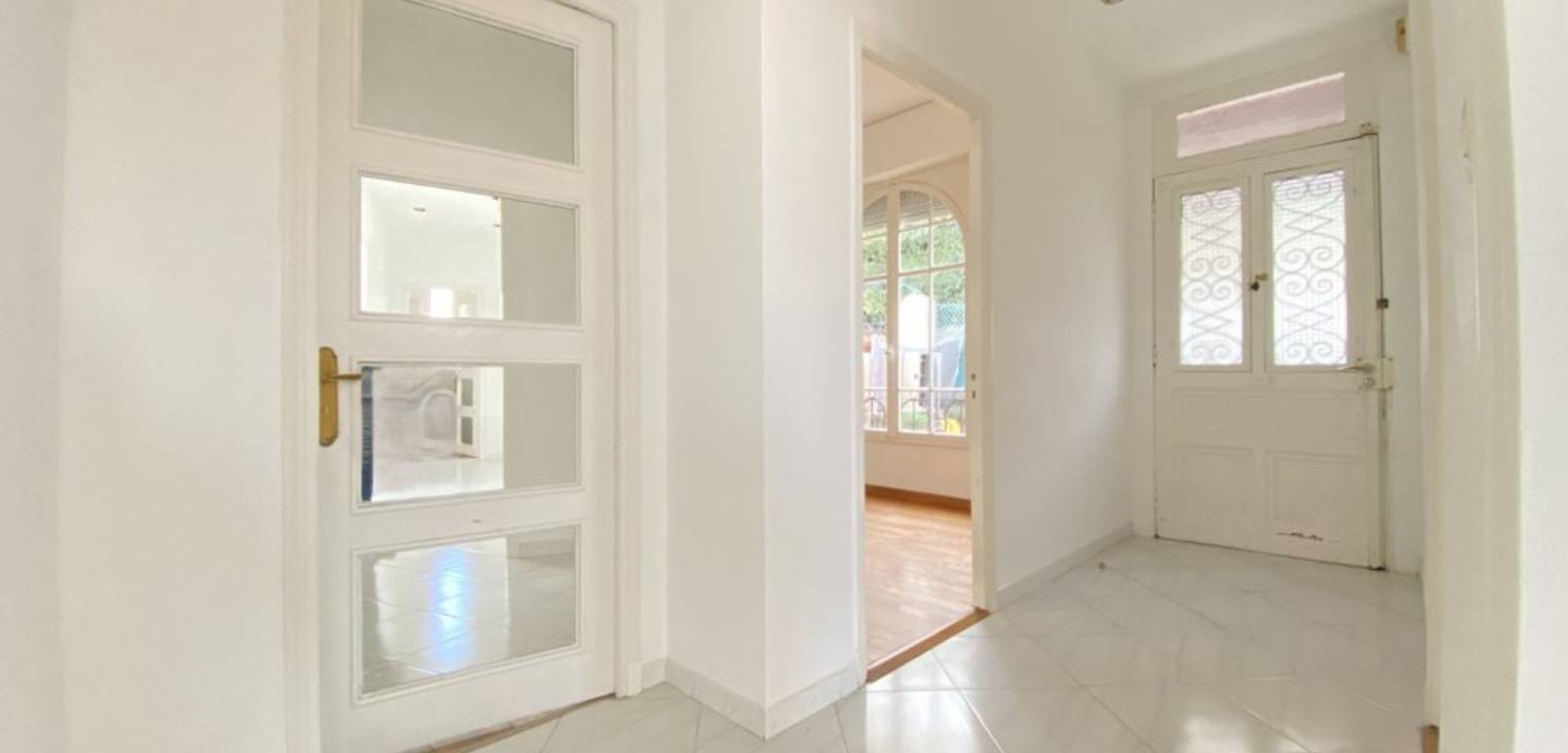 Flat Avenue Dauphiné in Nice