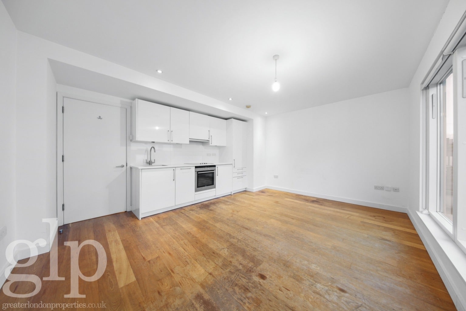 Flat Berwick Street in City of Westminster