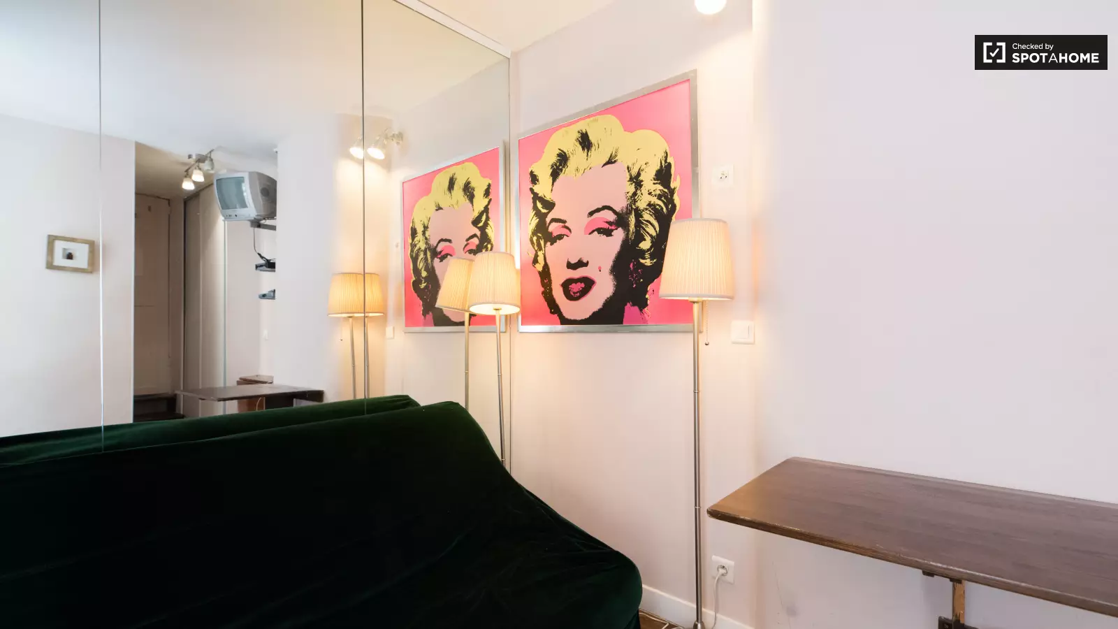 Appartement Rue des Fontaines du Temple à Paris