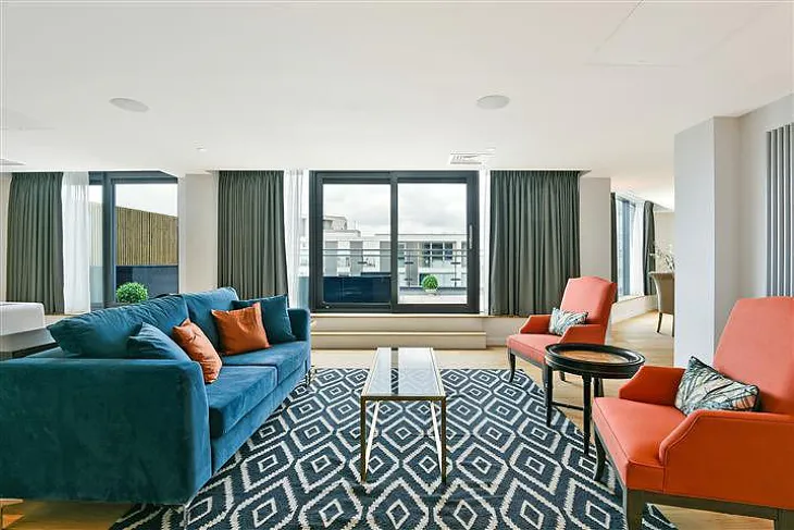 Flat Millharbour in Greater London