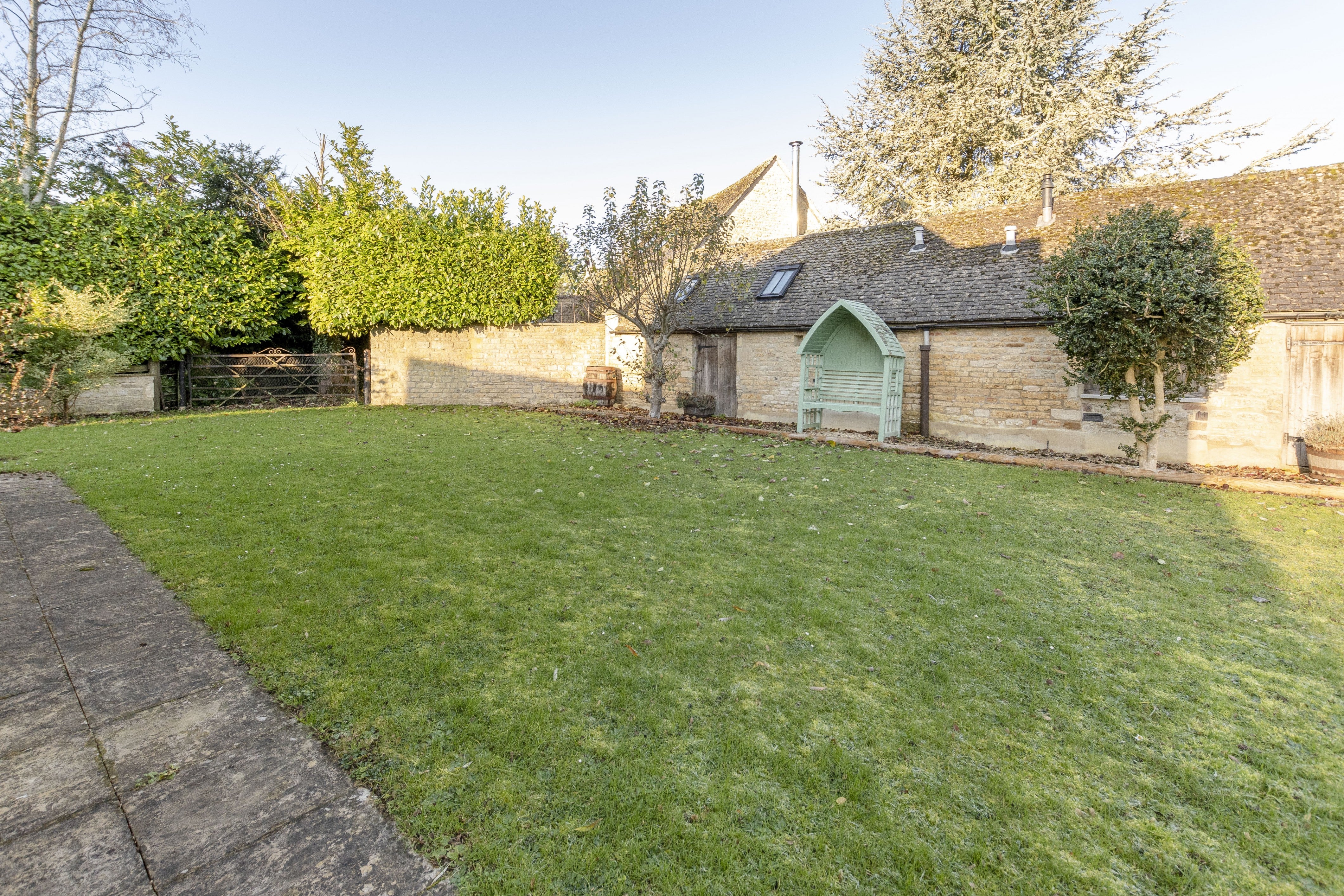 House Nethercote Farm Drive in Cotswold District