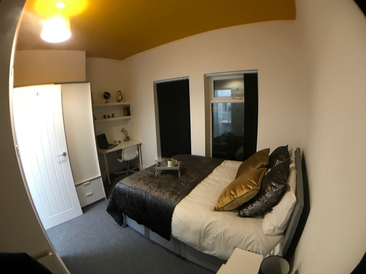Room Gainsborough Road in Crewe