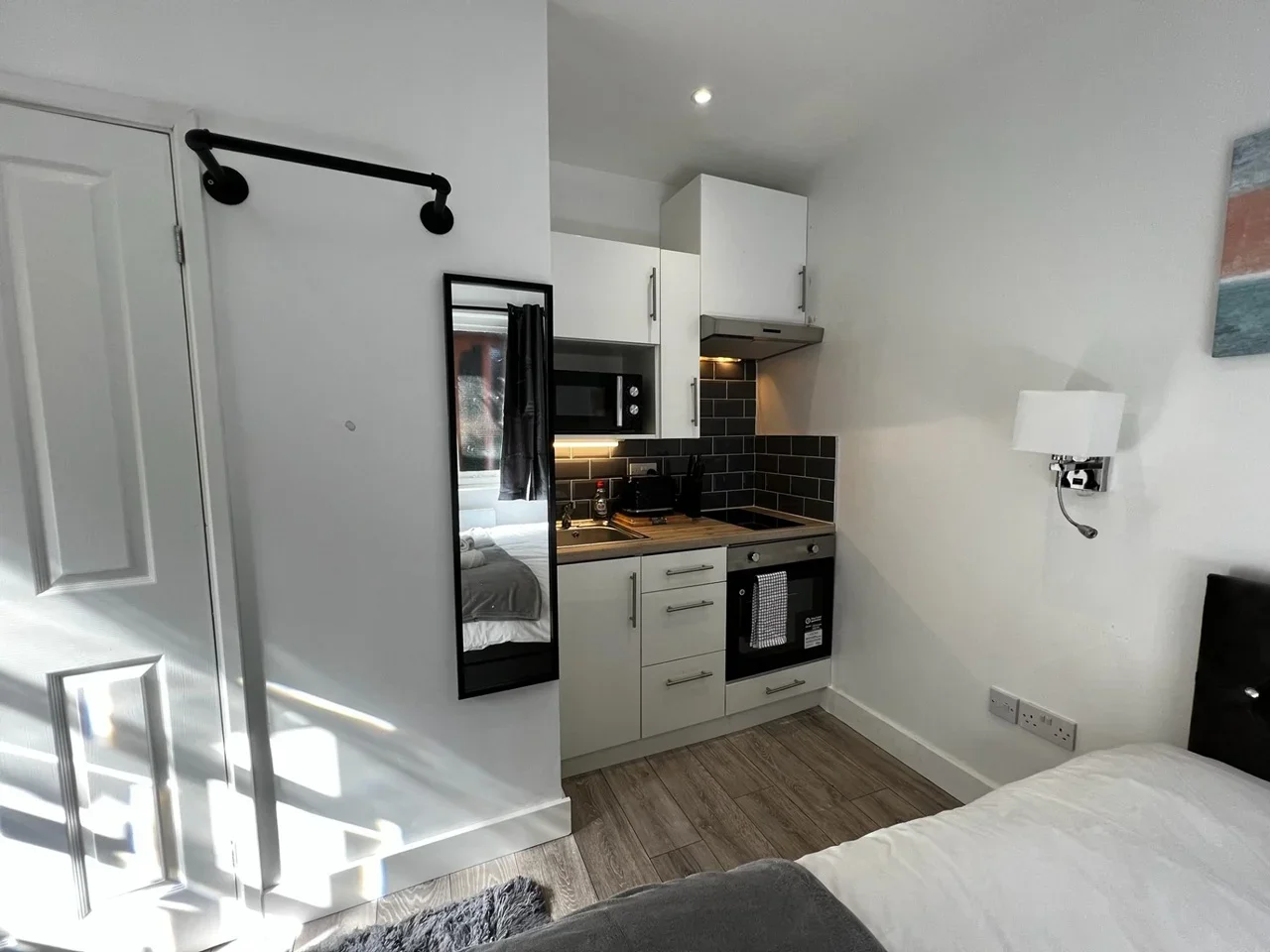 Flat Nottingham Road in Greater London