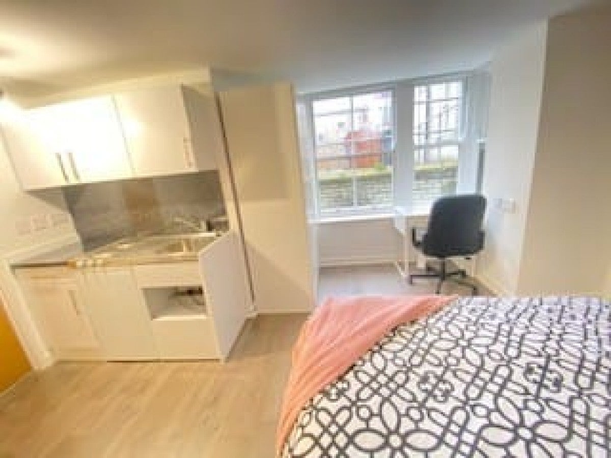 Flat Fawcett Street in Sunderland