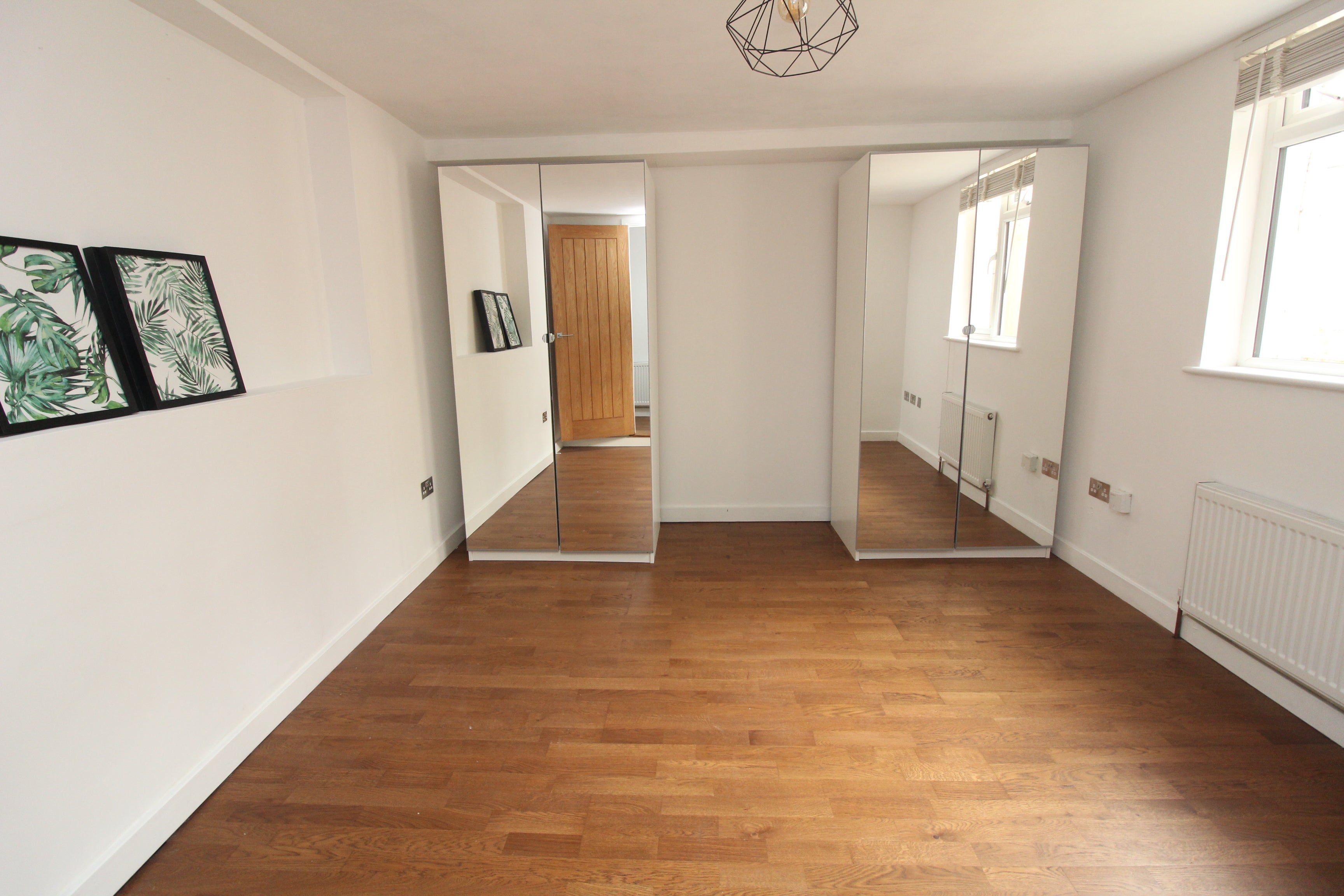 Flat Elm Grove in Brighton