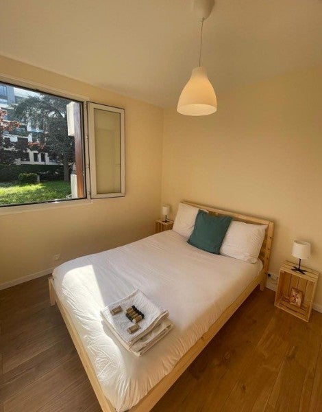 Appartement Mail Docteure Nicole Girard Mangin à Villejuif