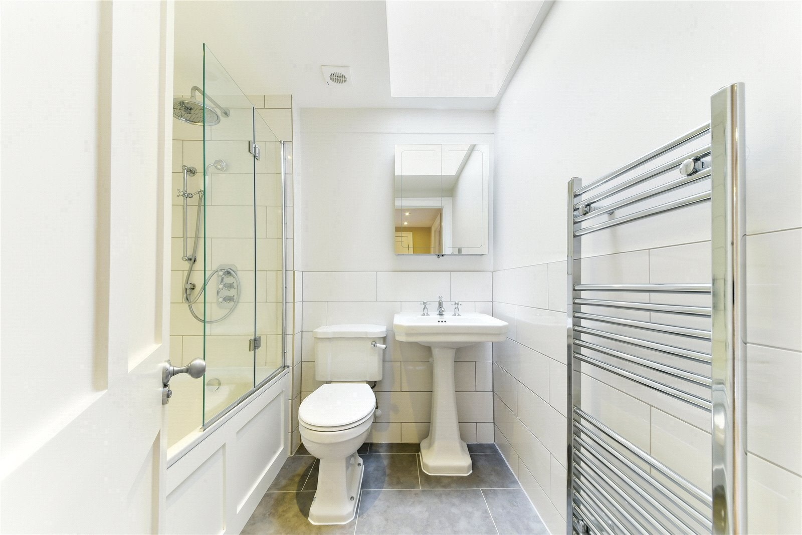 Flat Bedford Place in Greater London