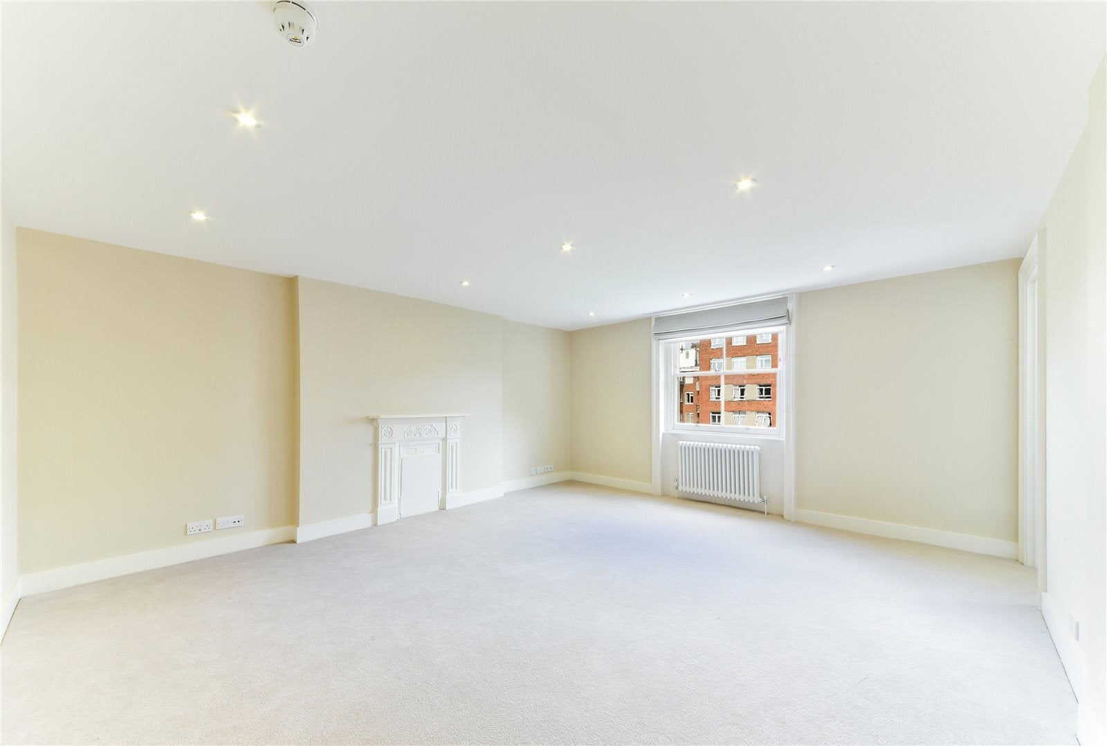 Flat Bedford Place in Greater London