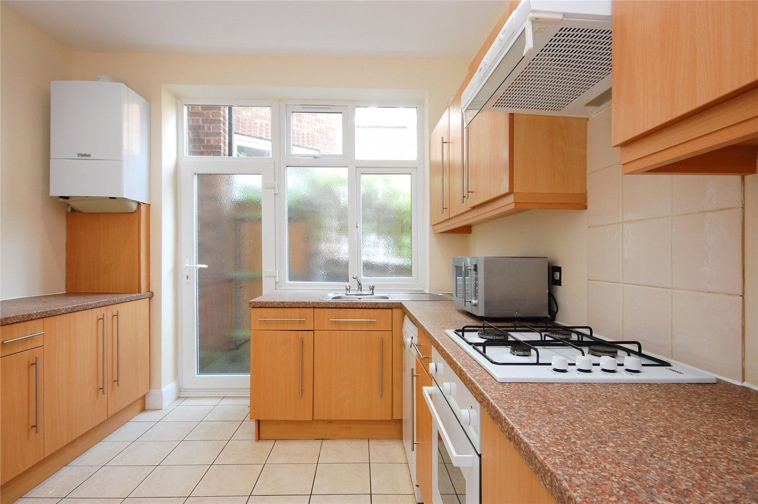 Flat Dartmouth Road in Greater London