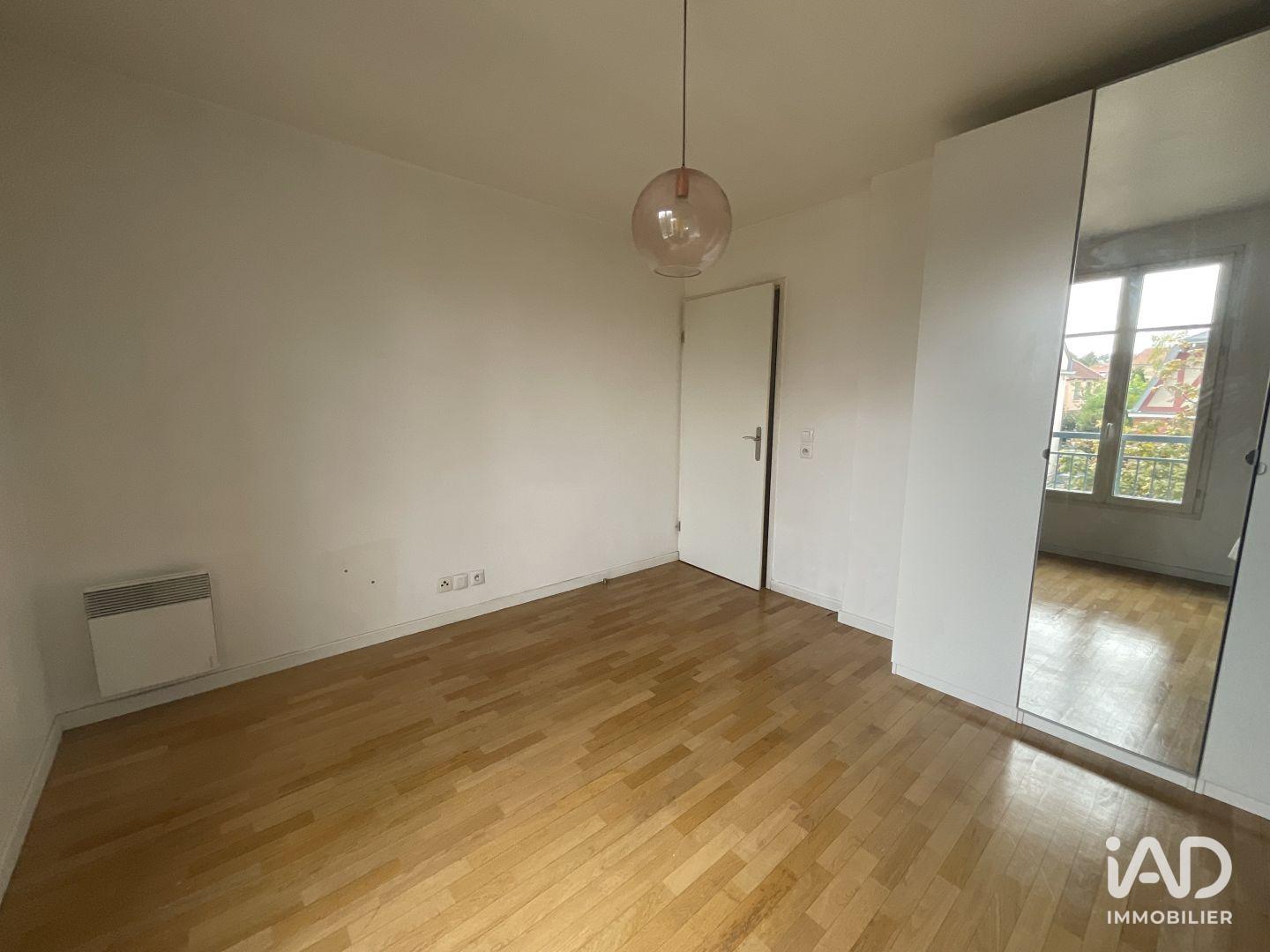 Flat Rue Albert Priolet in Saint-Germain-en-Laye