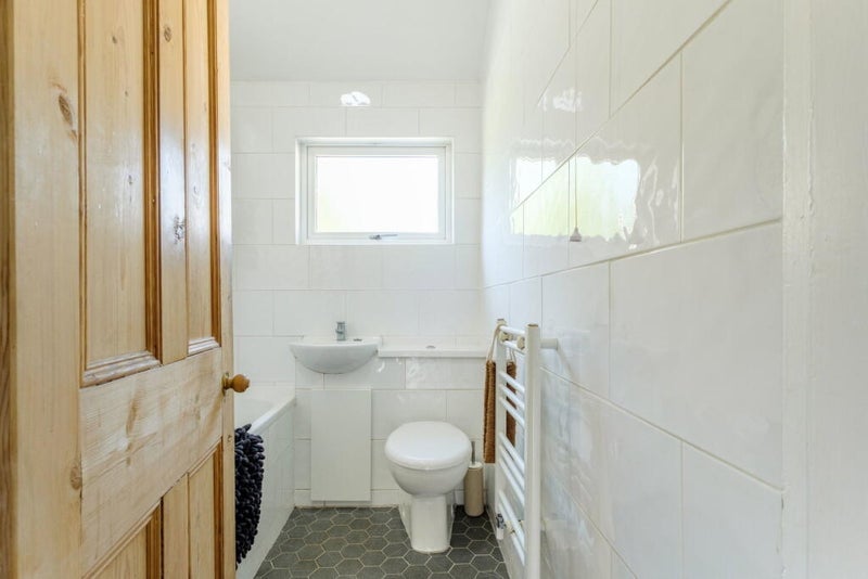 Room Gladstone Street in Charnwood