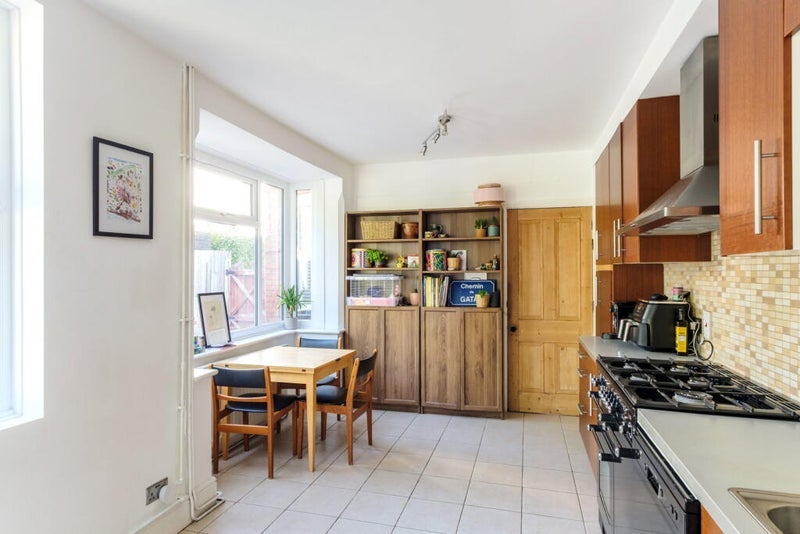 Room Gladstone Street in Charnwood
