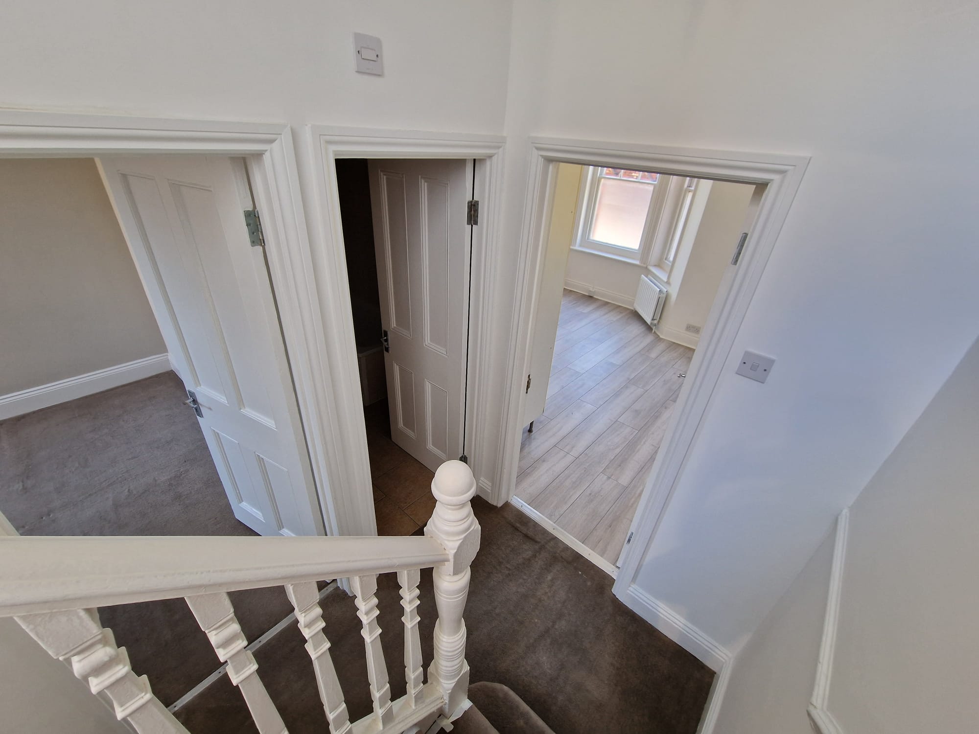 Flat Amesbury Avenue in Greater London