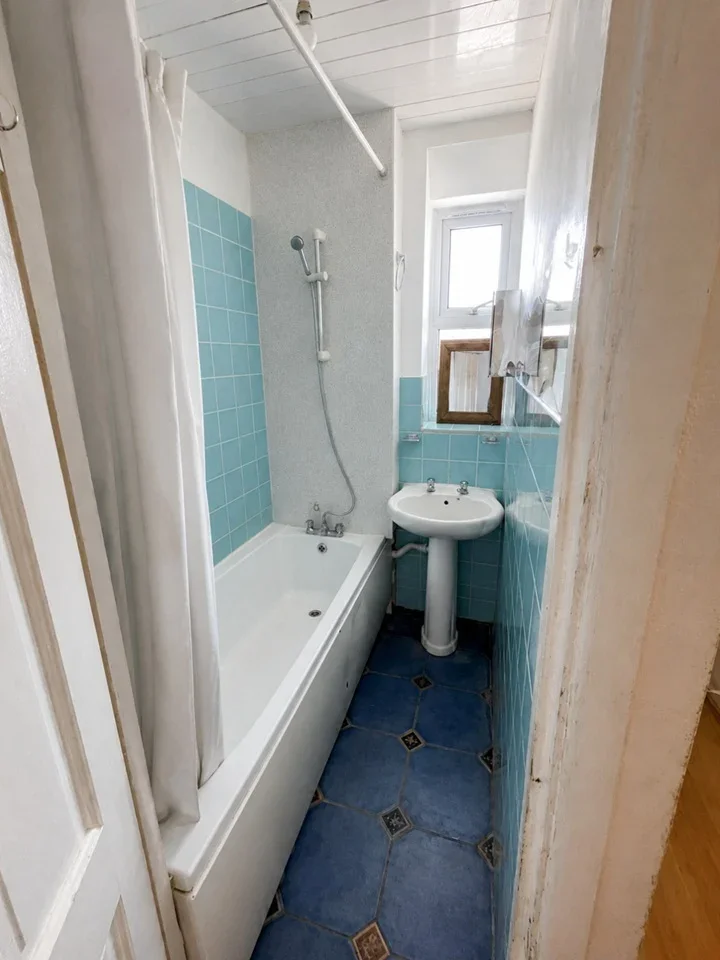 Room Darling Row in Greater London