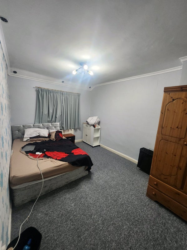 Room Yerbury Grove in Birmingham