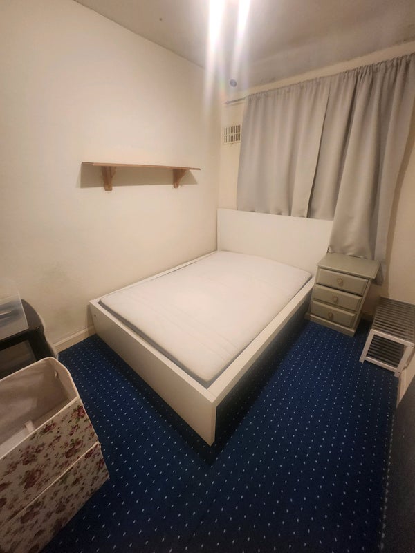 Room Yerbury Grove in Birmingham