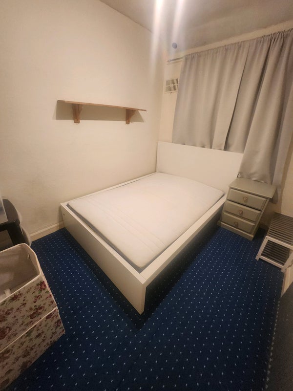 Room Yerbury Grove in Birmingham