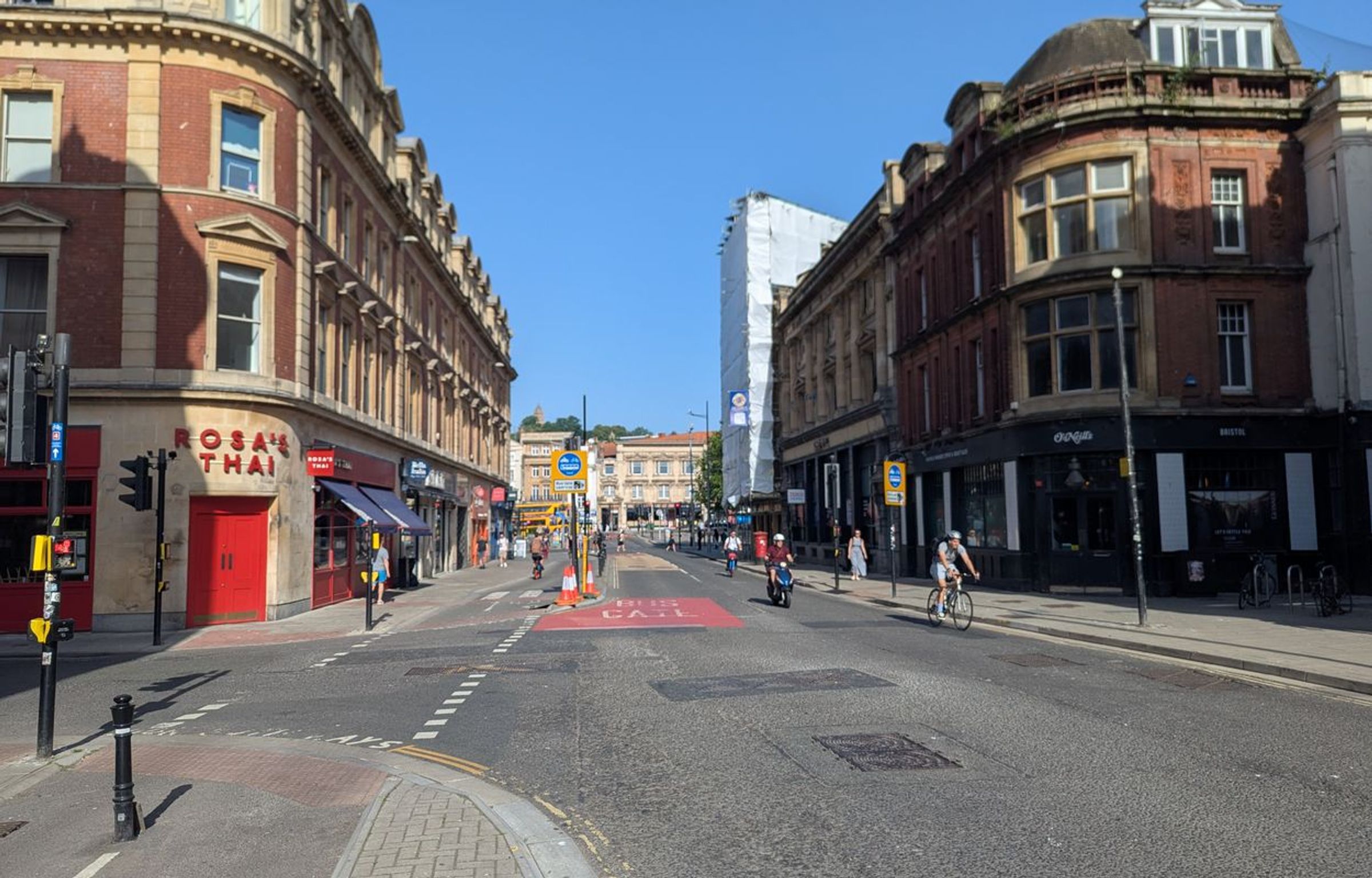 Flat Marsh Street in Bristol