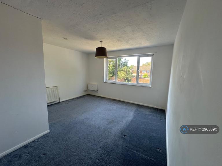 House Aplin Way in Greater London
