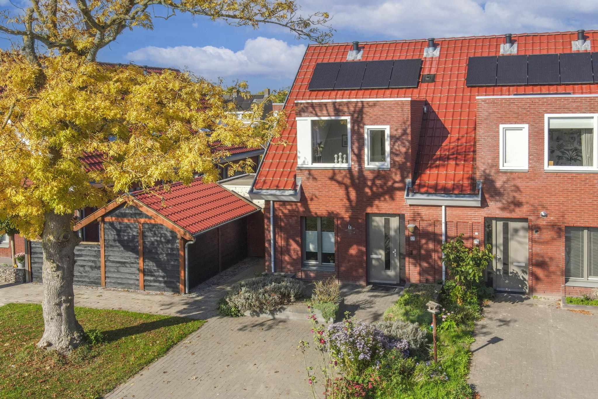 Huis Dorpsstraat 17 in Sint Maarten