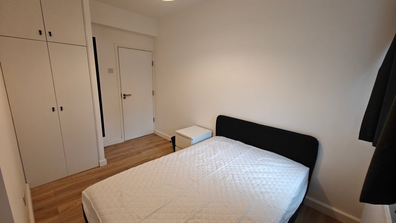 Room Aske Street in Greater London