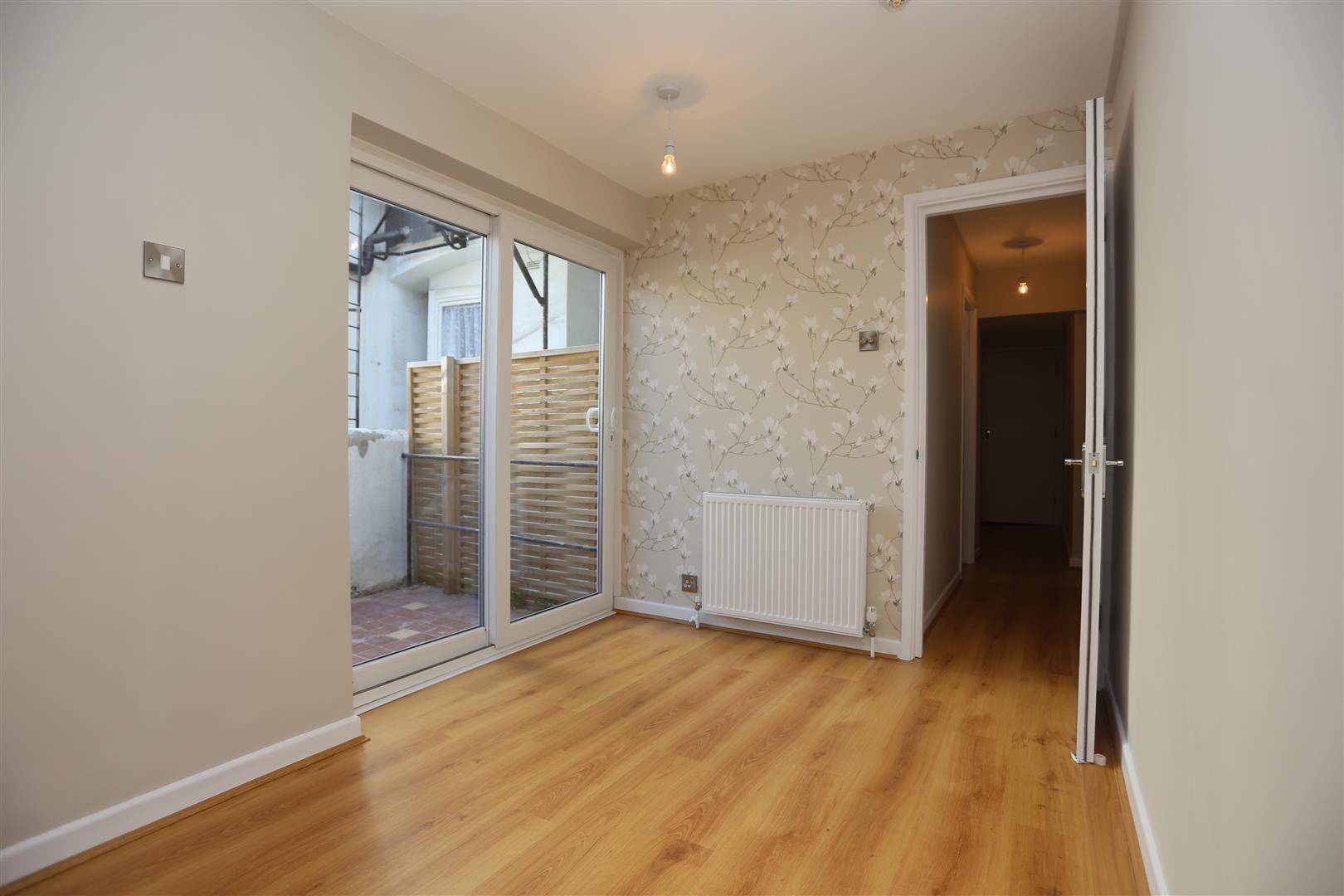 Flat Montpelier Crescent in Brighton