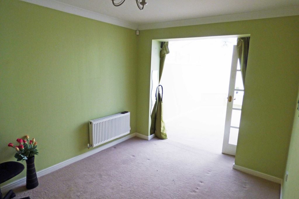 House Tarragon Drive in Bispham