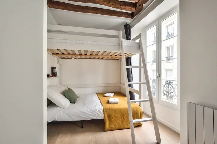 Maison Rue de l'Échiquier à Paris