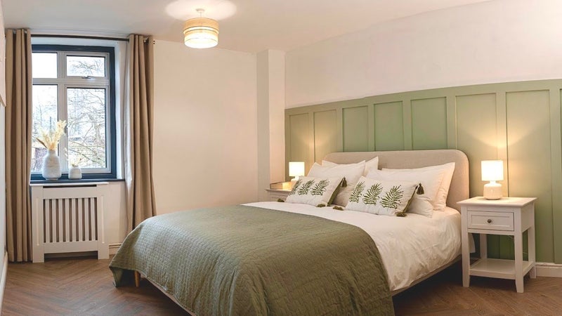 Room Canton Street in Greater London