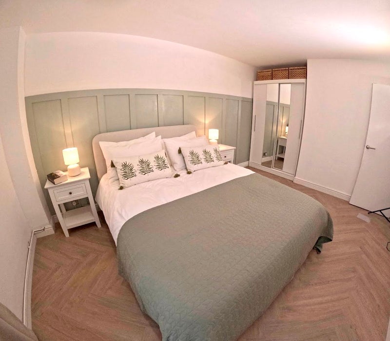 Room Canton Street in Greater London