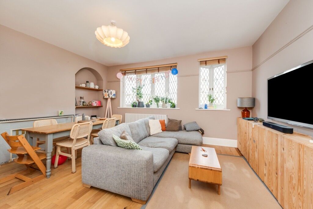 Flat Hornsey Lane Gardens in Greater London
