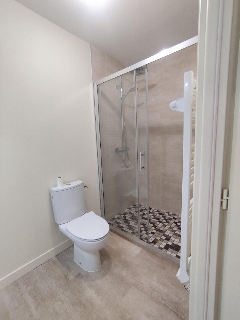 Flat Chemin de Ricou in Saint-Martin-de-Saint-Maixent