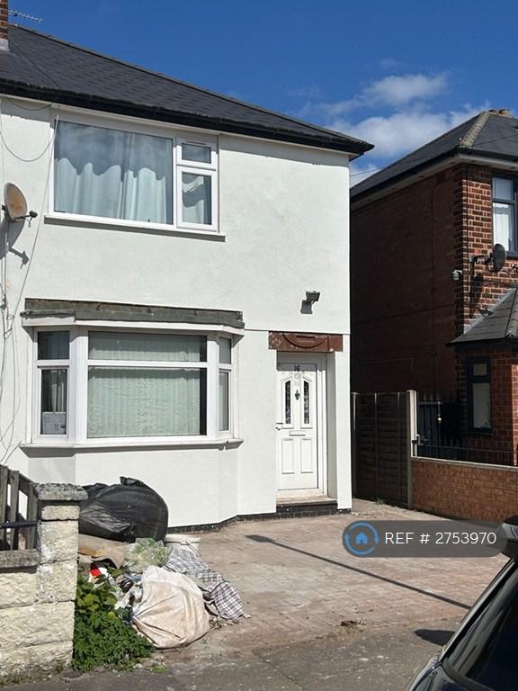 Flat Purley Road in Leicester