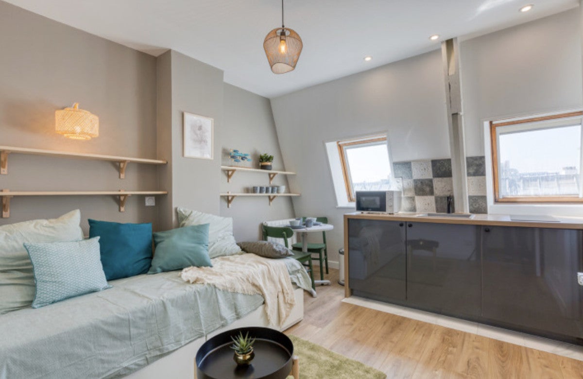 Flat Rue Claude-Rodier in Paris