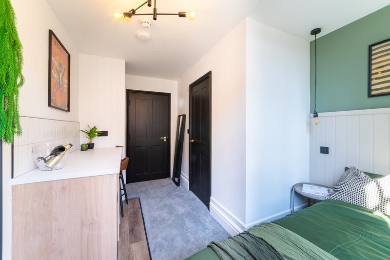Room Porter Place in Preston